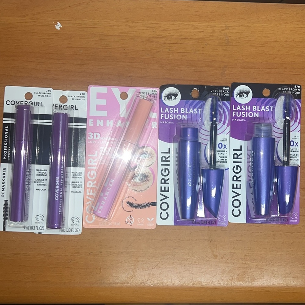 Makeup Bundle - Picture 5 of 5